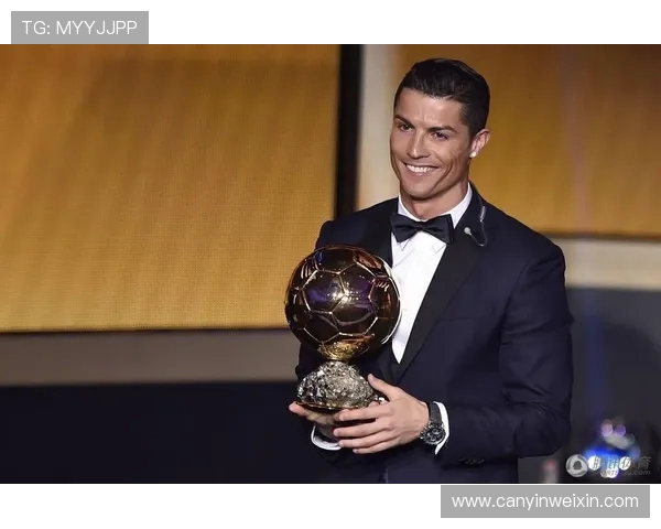 36年前今日斯蒂法诺加冕超级金球奖成就足坛永恒传奇唯一得主历史瞬间